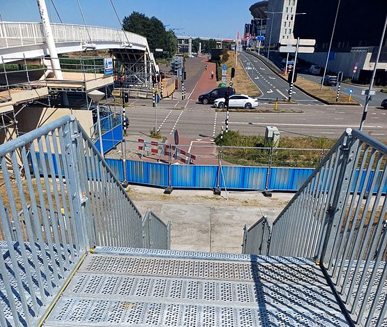 tijdelijke voetgangersbrug holterbergweg amsterdam
