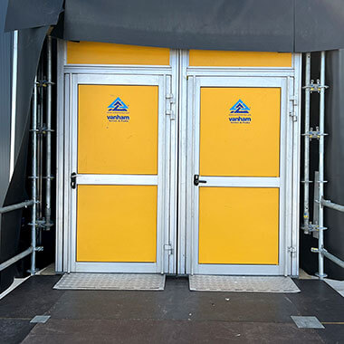 tijdelijke nooddeuren veiligheid